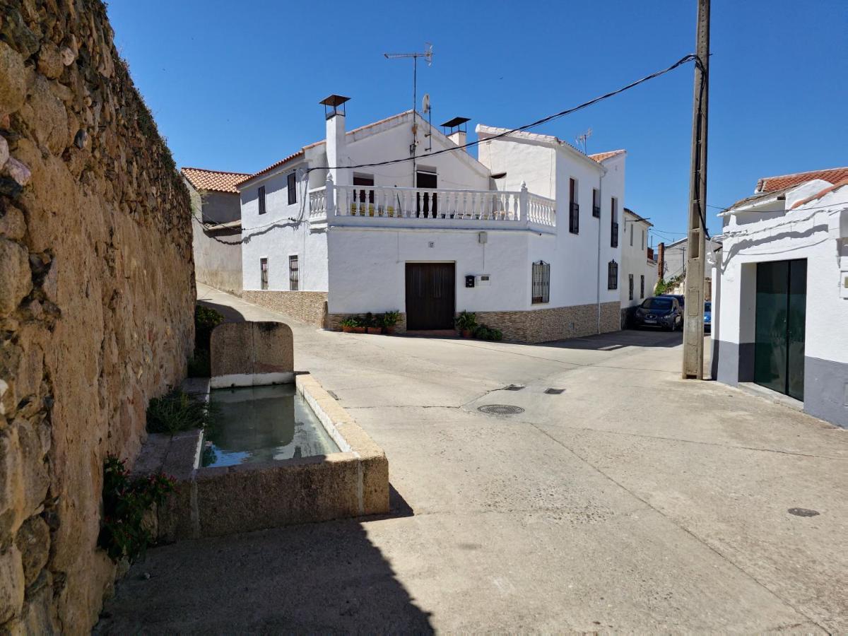 Apartamentos Rurales Tinguaton Aldeanueva de Barbarroya Esterno foto